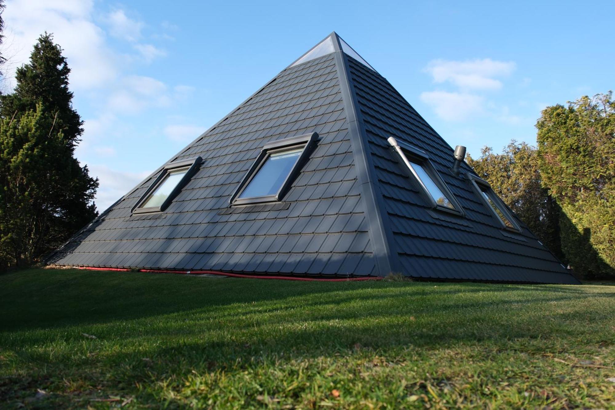 Pyramida Pod Lysou Apartment